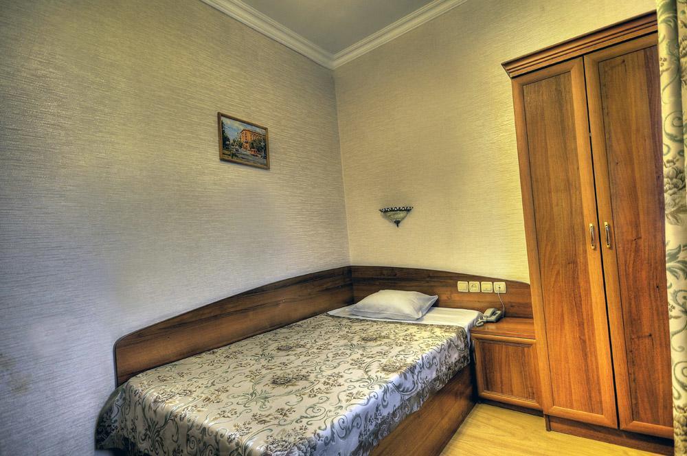 Kadgaron Hotel Vladikavkaz Buitenkant foto